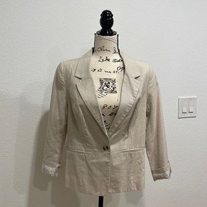 Kensie Women’s blazer - Beige (Medium) new with tags